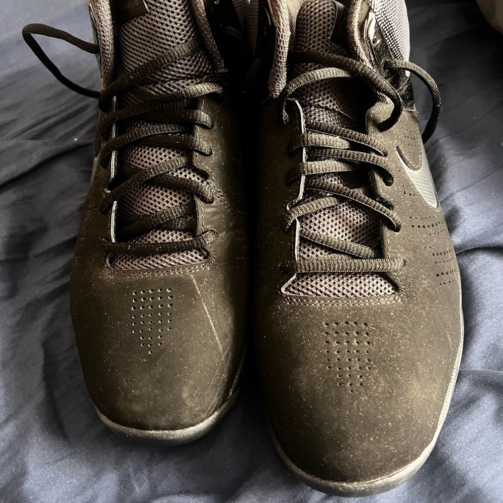 Nike Men's Black Athletic Shoes